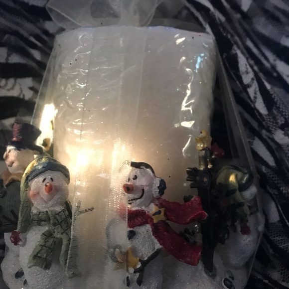 Snowman Candle and Metal Decoration Duo - Picture 8 of 9